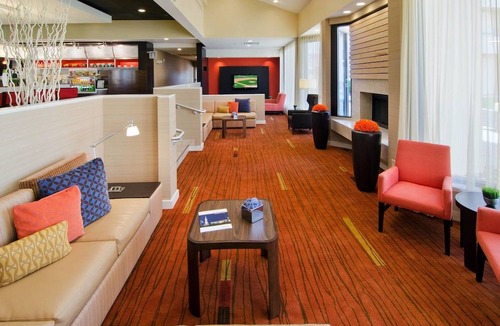 Huntsville Hotel | Courtyard by Marriott Huntsville University Drive