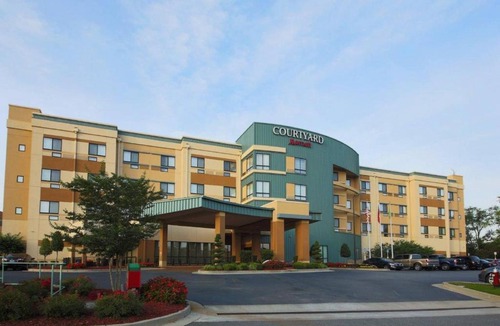 Warner Robins Hotel | Courtyard Warner Robins