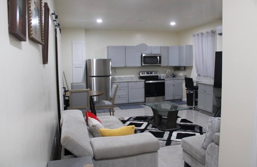Covington Apartment | Cozy 1-bedroom basement apartment in charming Covington with AC.