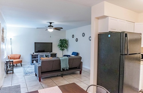 Gulfport Apartment | Cozy 2Br Lake Front Apartment