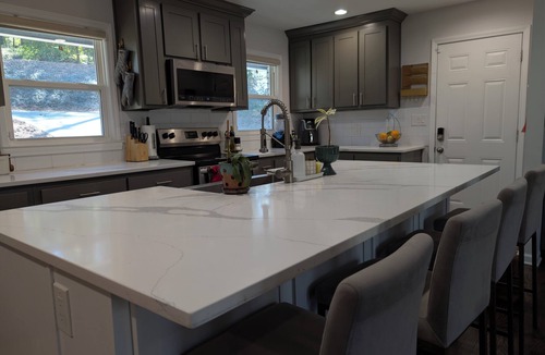 Atlanta House | Cozy Atlanta Home - MARTA to Stadium - Sleeps 10