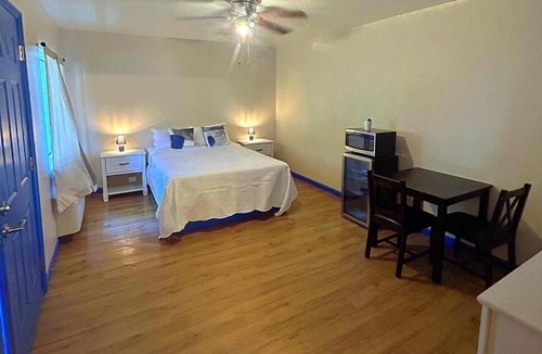 Maggie Valley Hotel | Cozy Bear Inn