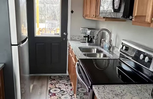 Harvest Cabin | Cozy cabin new home