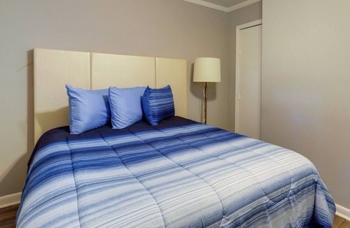Macon House | Cozy & Convenient Macon Home ~ 3 Mi to Town!