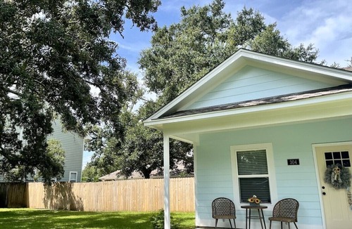Long Beach Cottage | Cozy Cottage Near Beaches sleeps 4