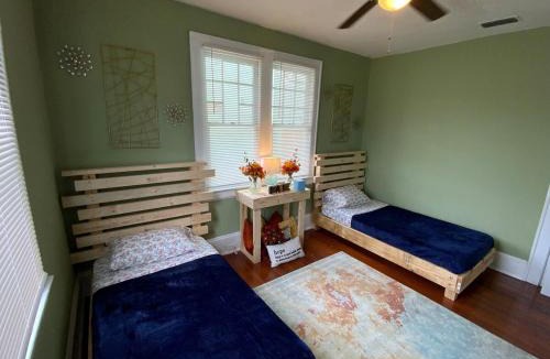 Brentwood House | Cozy Cottage