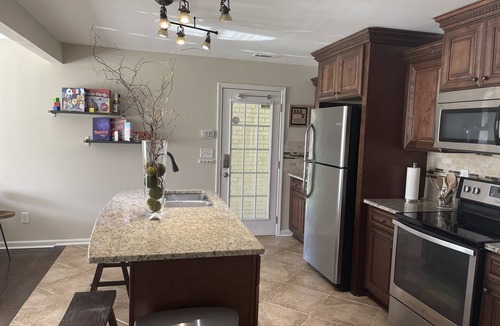 Decatur House | Cozy East Atlanta Bungalow - Spacious fenced in backyard!