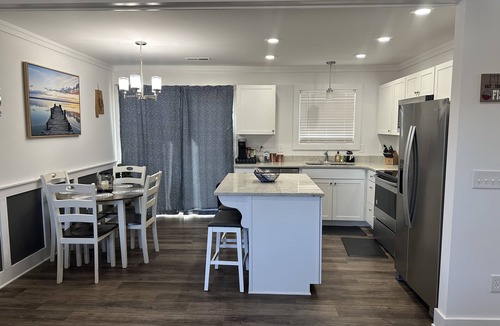 Guntersville House | Cozy family retreat with great parking for multiple boats and vehicles!