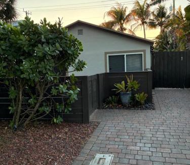 Wilton Manors Apartment | Cozy House