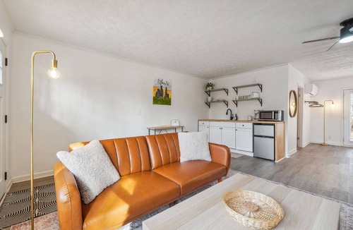 Kennesaw Apartment | Cozy Kennesaw Apartment Close to KSU w/EV Charger