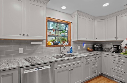 Augusta House | Cozy modern style home 4.4 miles from Augusta National