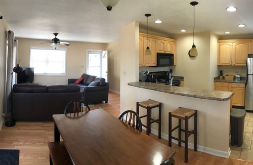Asheville House | Cozy mountain retreat. Convenient to downtown.