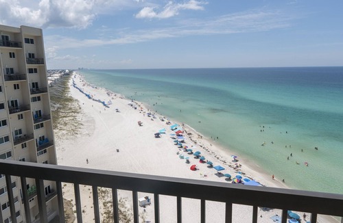 Sunnyside Condo | Cozy two bedroom, 2.5 bath, gulf-front tower unit on west end of beach