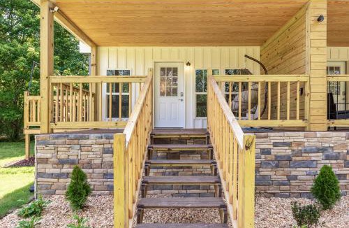 Madison Apartment | Cozy Villa Stay Gorgeous Views Unit C