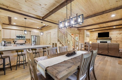 Valley Creek Run Cabin | CozyNest - Brand New, Fresh 3BR, 2.5BA Rustic Log Cabin with Views!