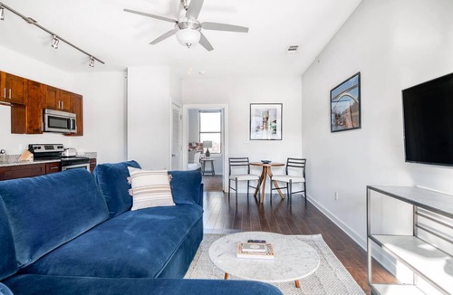 Music Row Apartment | CozySuites Music Row Classy 1BR in Nashville! 24