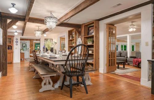 Mentone House | Cragsmere Manor - Luxury Estate & Event Space