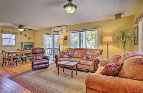 Mars Hill House | Creekside Retreat w/Deck, 18 Miles to Wolf Ridge