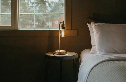 Eagle Terrace Hotel | Creekside Villa