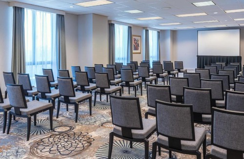 Springfield Hotel | Crowne Plaza Springfield Convention Center by IHG