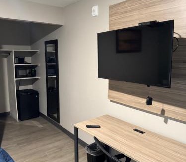 National Hills Hotel | Cyber Inn