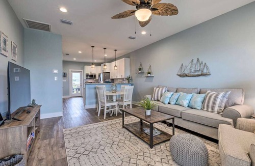 Dauphin Island House | Dauphin Island Home 4BR Sleeps 12 Walking distance to deeded beach access!