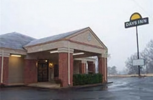 Moulton Hotel | Days Inn by Wyndham Moulton