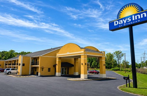 Scottsboro Hotel | Days Inn by Wyndham Scottsboro AL