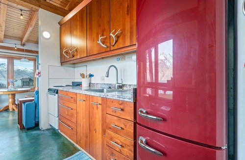 Chelan Cabin | Deep Water Cabin - Secluded Getaway