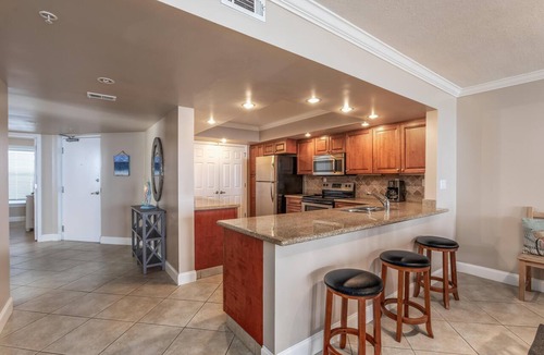 Parasol West Condo | Delightfully Spacious Gulf Front Beauty.