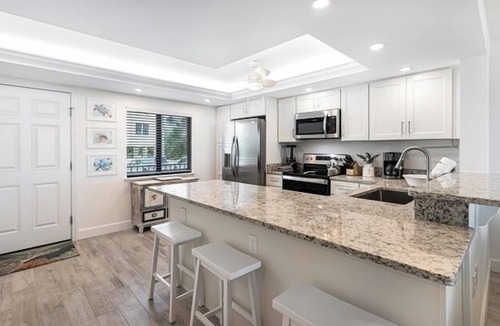 Sanibel Condo | Direct Gulf Front Ground Floor Condo | Steps to the Gulf and Pet-Friendly