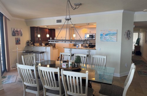 New Smyrna Beach Condo | Direct ocean front-3 bedrooms-full amenities-best building on non-driving beach