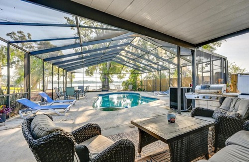 Orient Park House | Dock & Beautiful Views! Spacious Bellows Lake Gem