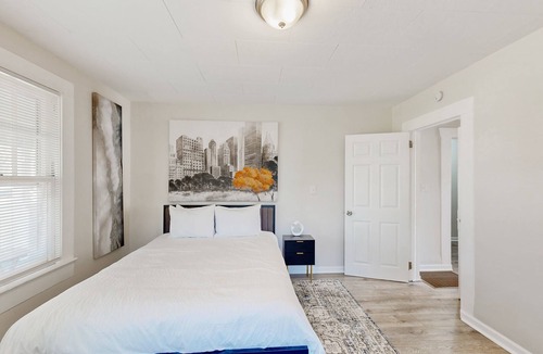 Birmingham House | Dog-friendly home with large yard, washer/dryer, central AC, & porch
