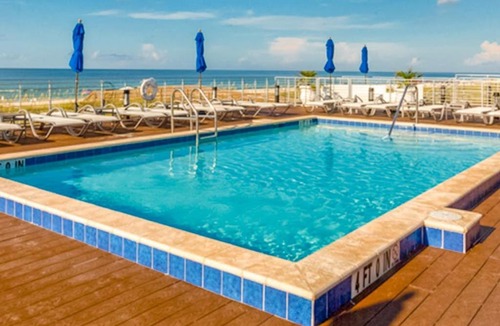 Ono Island Villa | Dog-friendly townhouse with private beach hot tub pool tennis golf gym AC
