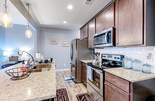 Church Street House | Dog-friendly townhouse near downtown with full kitchen, streaming, washer/dryer