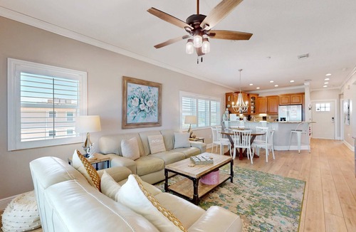 Independence Square Condo | Dog friendly beachfront paradise with WiFi AC washer dryer