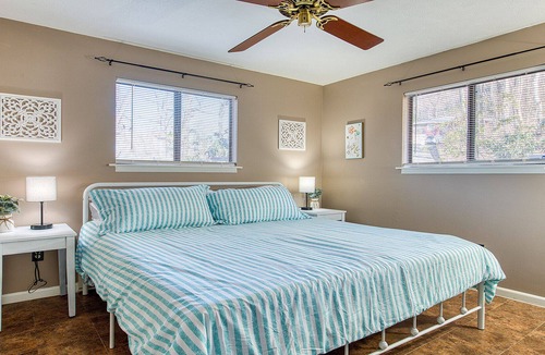 Maggie Valley Cottage | Dogwood Escape-Spacious, Pet-Friendly Cottage