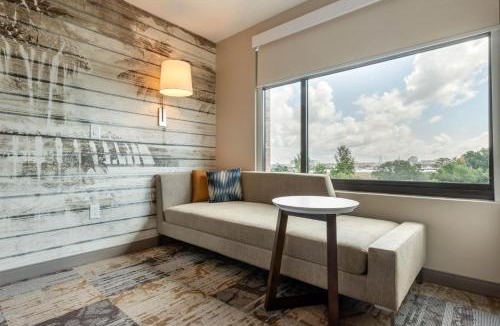 Charleston Hotel | DoubleTree by Hilton Charleston Riverview