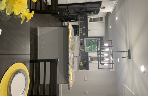 Atlanta House | DOWNTOWN ATLANTA!