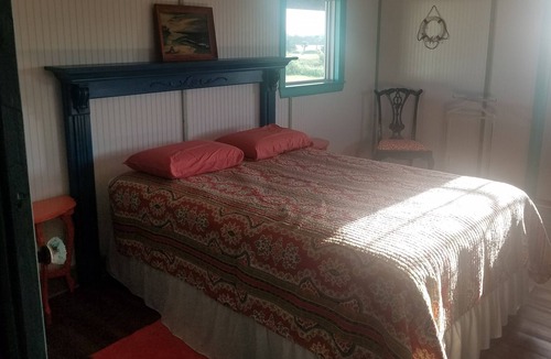 Brunswick Cabin | Dragonfly Cove located 121 Warde ST Brunswick, GA 31520