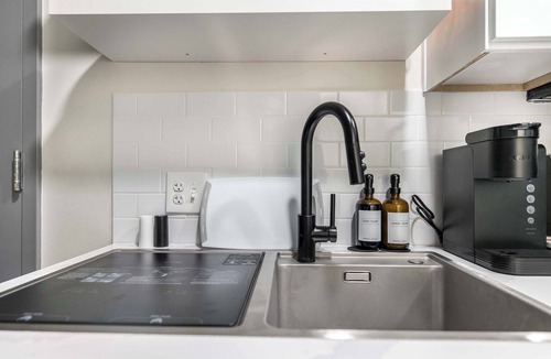 Macon Apartment | Dual Stay Near Atrium Hospital just 1 Mi to Cherry St; Mercer Music at Capricorn
