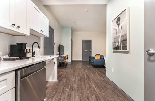 Macon Apartment | Dual Stay Near Atrium Hospital just 1 Mi to Cherry St; Mercer Music at Capricorn