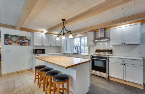 Chittenden House | Duplex Unit, 2 Mi to Chittenden Reservoir!