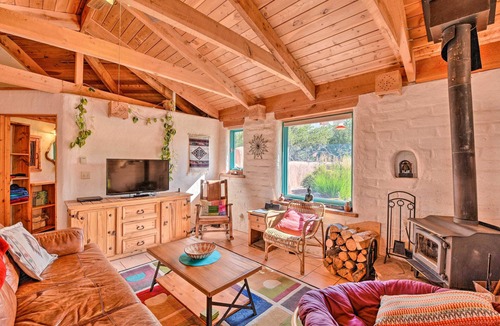 Baca Grande Cottage | Eclectic Adobe Crestone Cottage w/Patio + Yard!