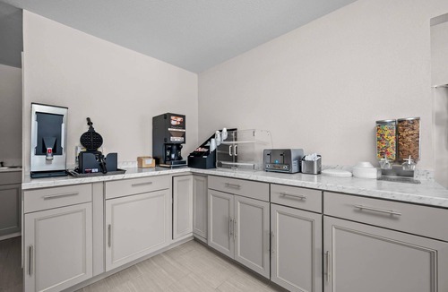 Biloxi Hotel | Econo Lodge Biloxi Beach