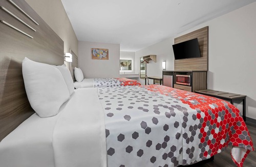 Biloxi Hotel | Econo Lodge Biloxi Beach