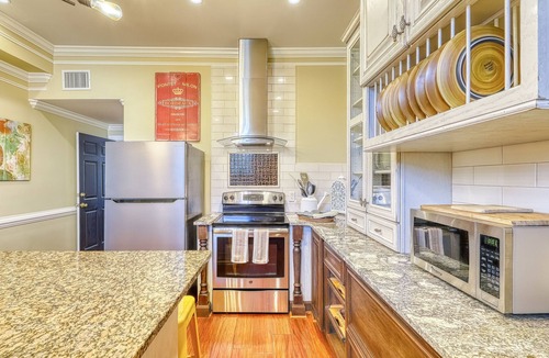 Old West Broad Neighborhood House | Elegant Home in Historic District with Gourmet Kitchen and WiFi
