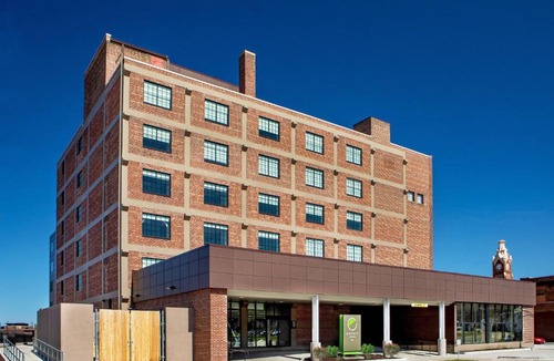 Moline Hotel | Element by Marriott Moline
