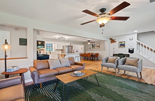 Waynesville Cabin | Elk Meadow Lodge-Picturesque View Hot Tub+Gameroom